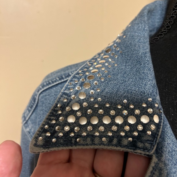 Women’s detailed Christine Alexander. Embellished with crystal buttons . - Picture 3 of 5